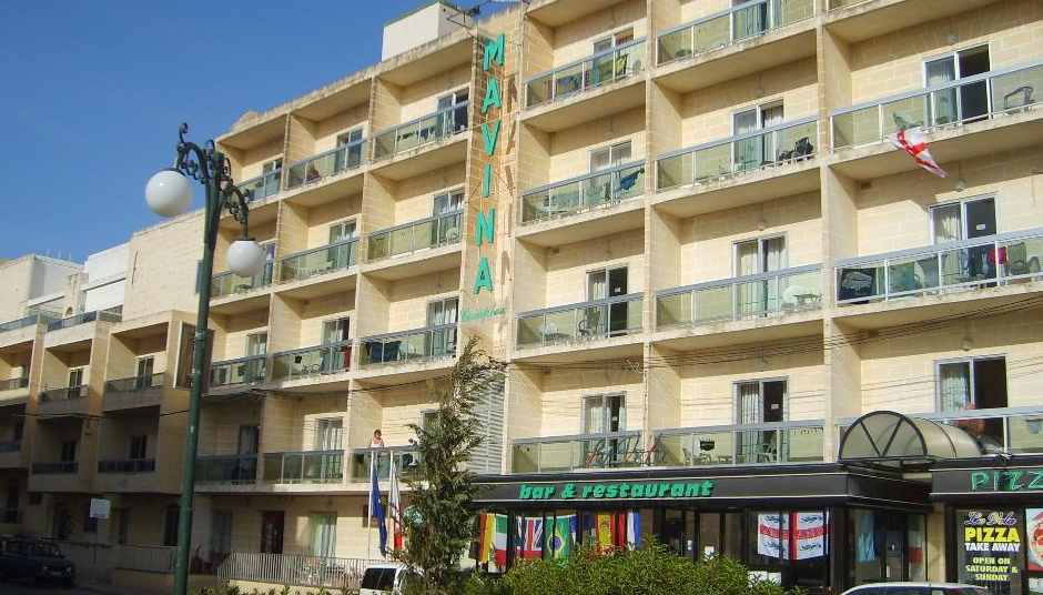 Mavina Hotel & Apartments Бугібба Екстер'єр фото